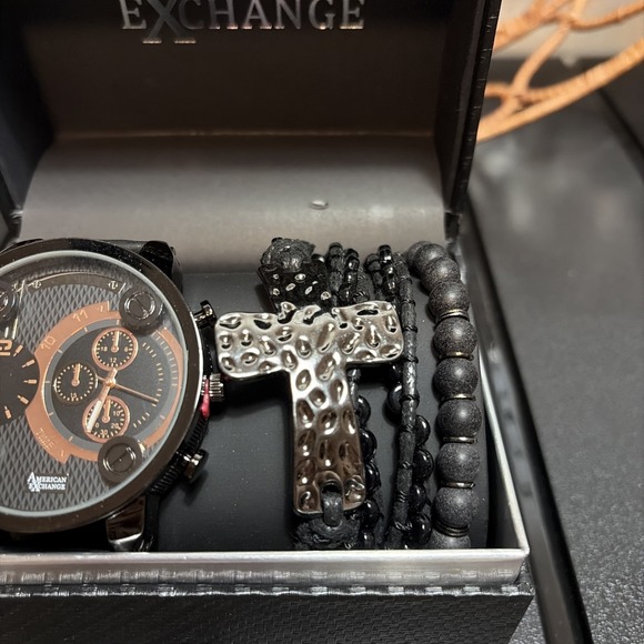 American Exchange Men's Quartz Black Watch & Jewelry Gift Set- BRAND NEW IN BOX - Picture 4 of 5